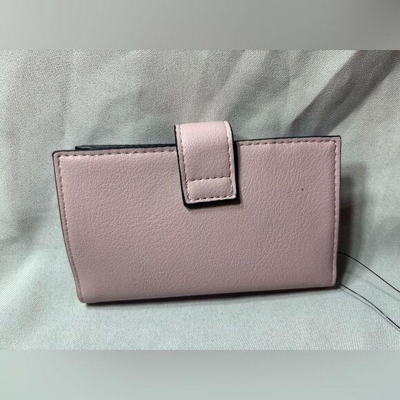 New Blush Simply Vera Vera Wang Nova Card Case Lilac Cream - Picture 2 of 8